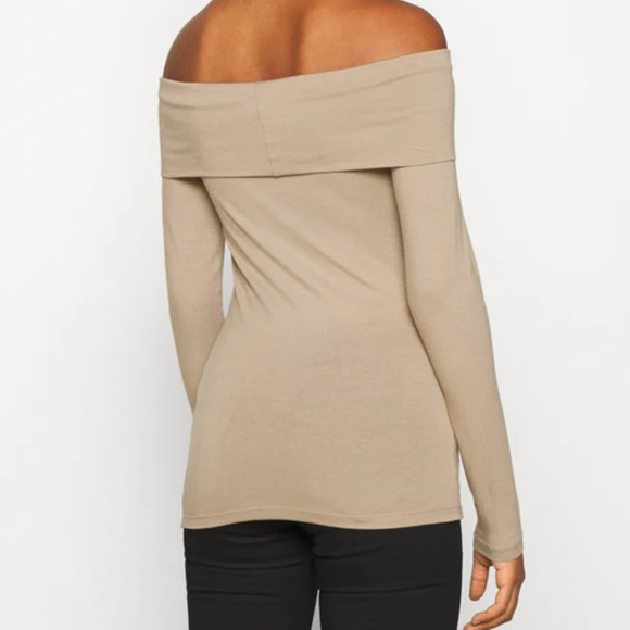 Vero Moda Panda Off The Shoulder Long Sleeve Top M Pullover Jersey Knit NWD - Picture 2 of 9